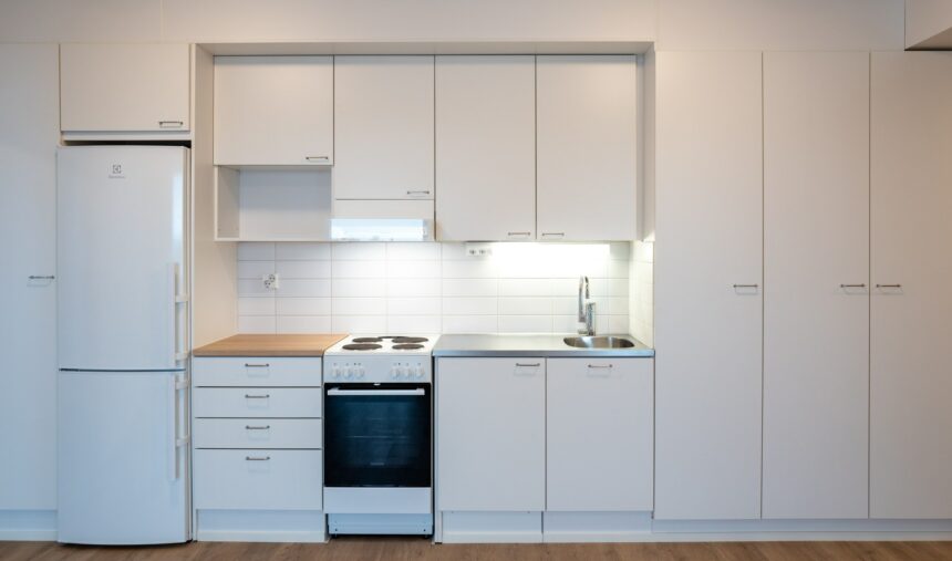 Picture of two-room apartment kitchen