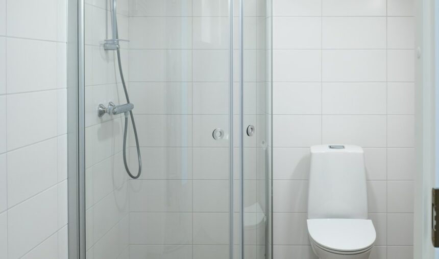 Picture of two-room apartment bathroom