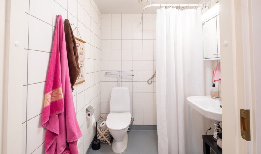 Ratapiha asuttu yksiö wc